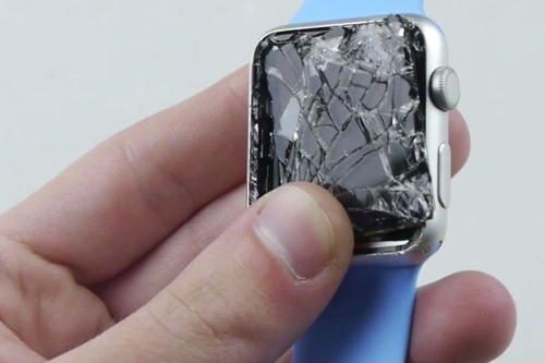 Apple созналась, что watch легко сломать за 10 дней