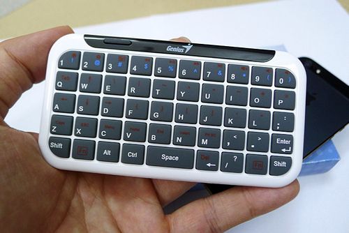 Genius mini luxepad - компактная клавиатура для ios-устройств
