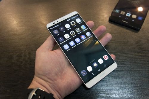 Ifa 2014. представлен 6-дюймовый смартфон huawei ascend mate 7 со сканером отпечатков пальцев