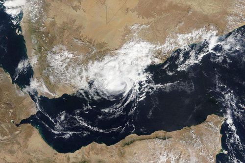 Изменение климата связано с неожиданными ураганами в аравийском море: климатологи