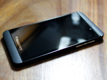 Качественные фото нового смартфона blackberry просочились в сеть