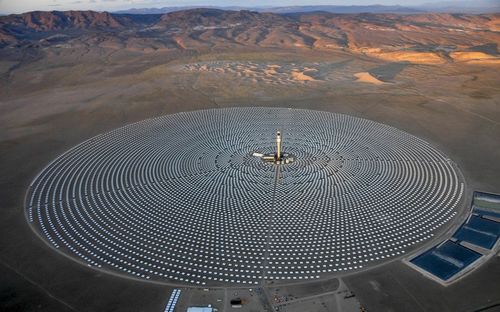 Новая солнечная электростанция генерирует энергию весь день и всю ночь