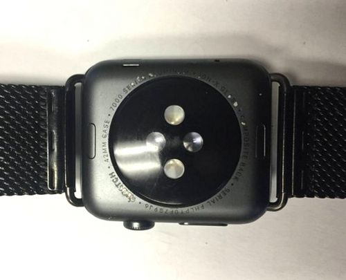 У владельцев apple watch с «часов» сходит краска