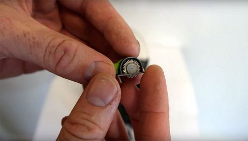 Умелец из новой зеландии распечатал самую маленькую в мире циркулярную пилу