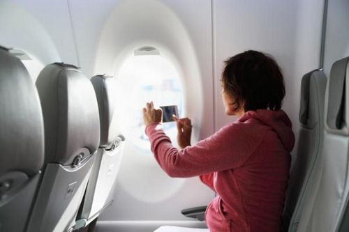 Власти выделяют новые частоты для организации скоростного интернета в самолетах