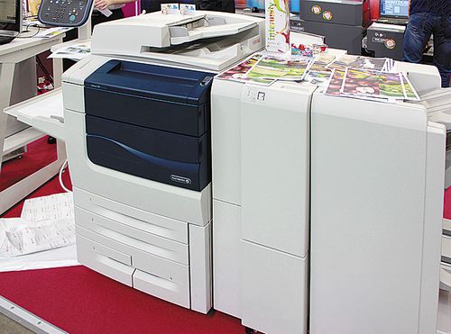 Xerox выпустил на российский рынок полноцветную печатную машину color 800